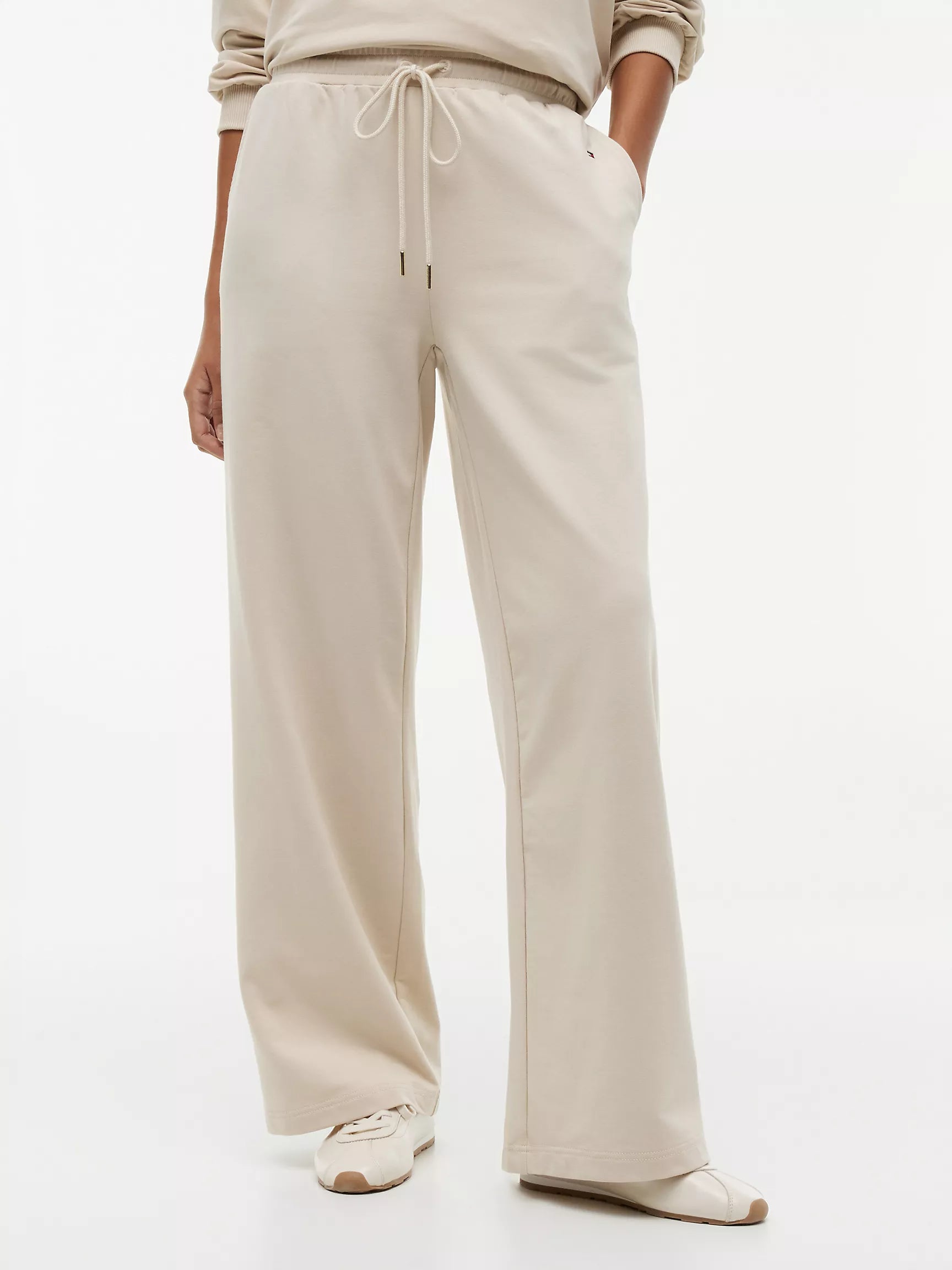 Classic Beige 