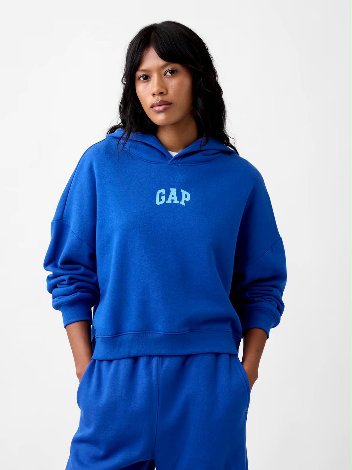 Gap Relaxed Mini-Logo Cropped Hoodie