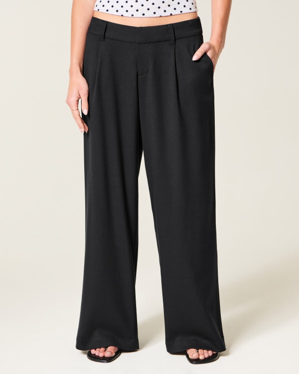 Hollister Livvy Ultra Low-Rise Super Baggy Pants