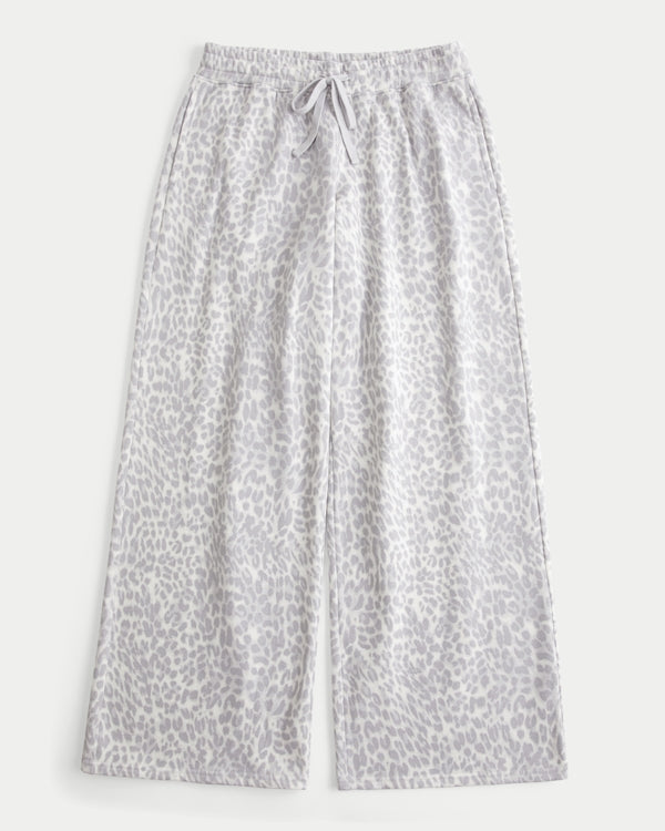 Hollister Feel Good Light Leopard Print Baggy Sweatpants