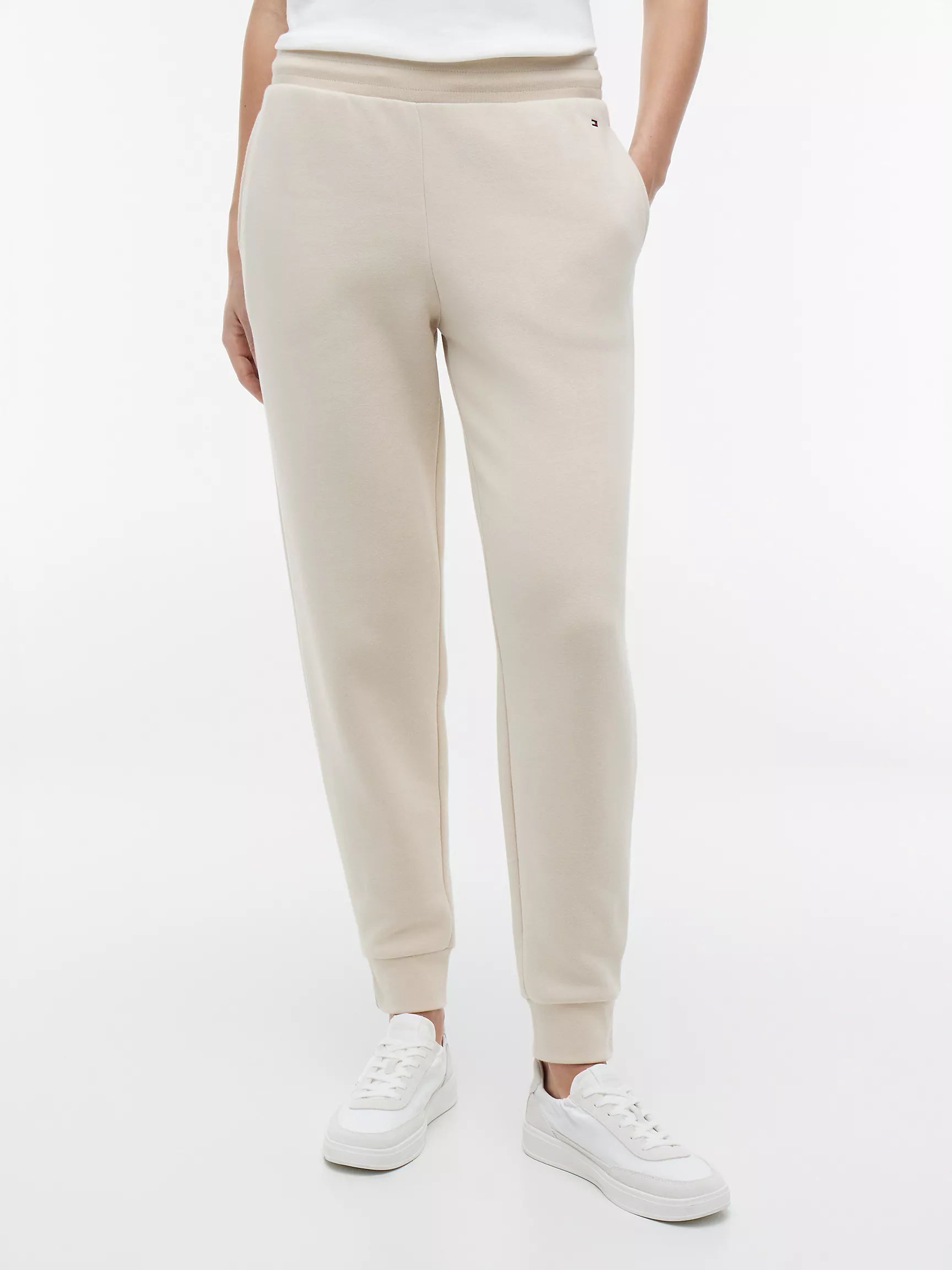 Classic Beige 