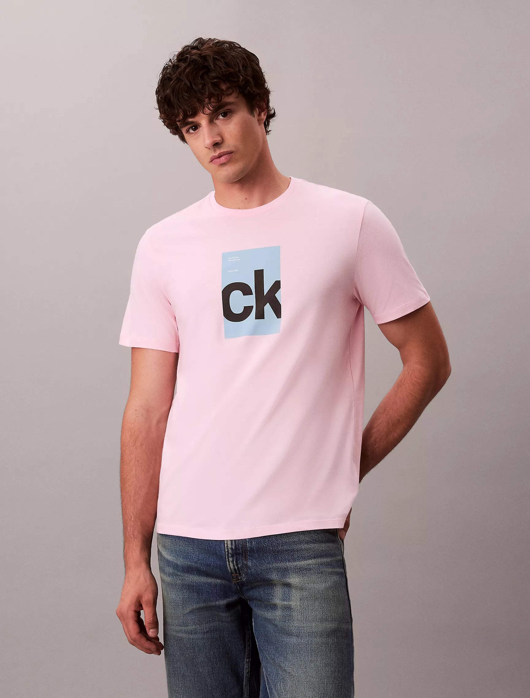 Calvin Klein Monogram Logo Center Box Graphic Classic T-Shirt - IMMEDIATE