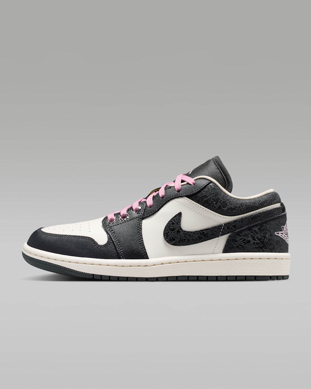 Iced Carmine