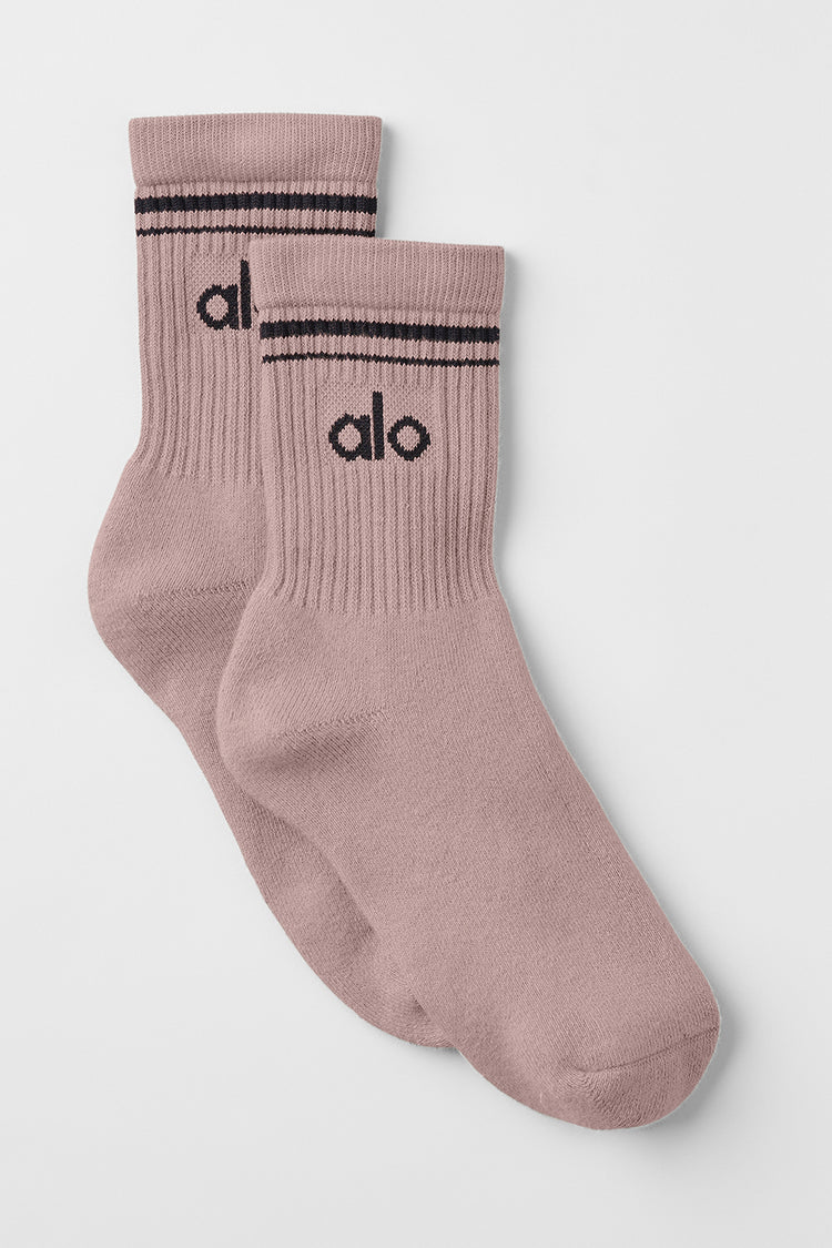 Alo Unisex Half-Crew Throwback Sock