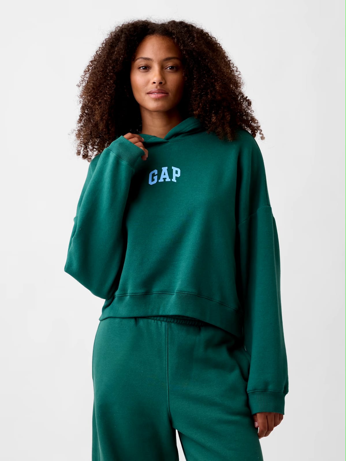 Gap Relaxed Mini-Logo Cropped Hoodie